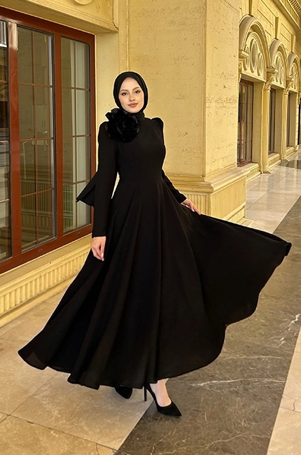 GÜL DETAYLI KLOŞ ELBİSE SİYAH 